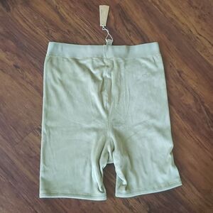 NWT SKIMS Gold Chic Feminine Casual Cozy Trendy Velvety Boxer Shorts Size Large